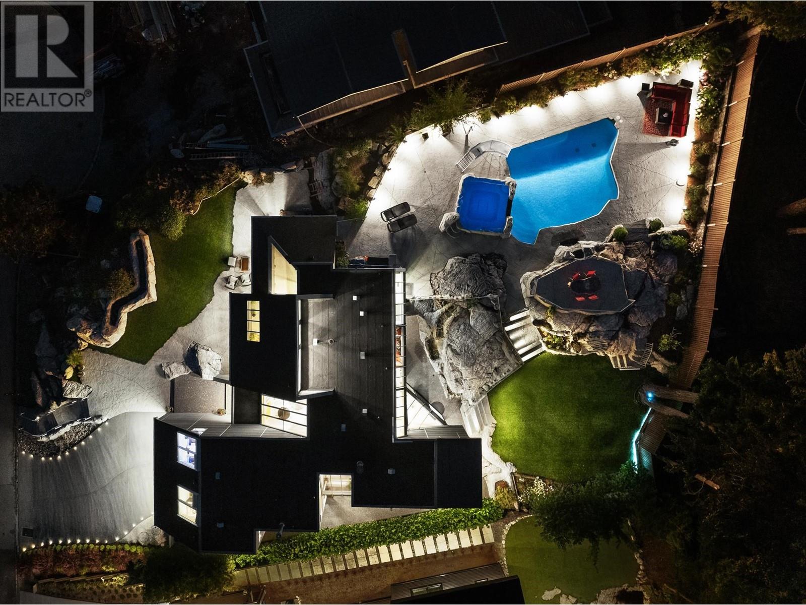 3722 Southridge Place, West Vancouver, British Columbia  V7V 3H8 - Photo 33 - R2967061