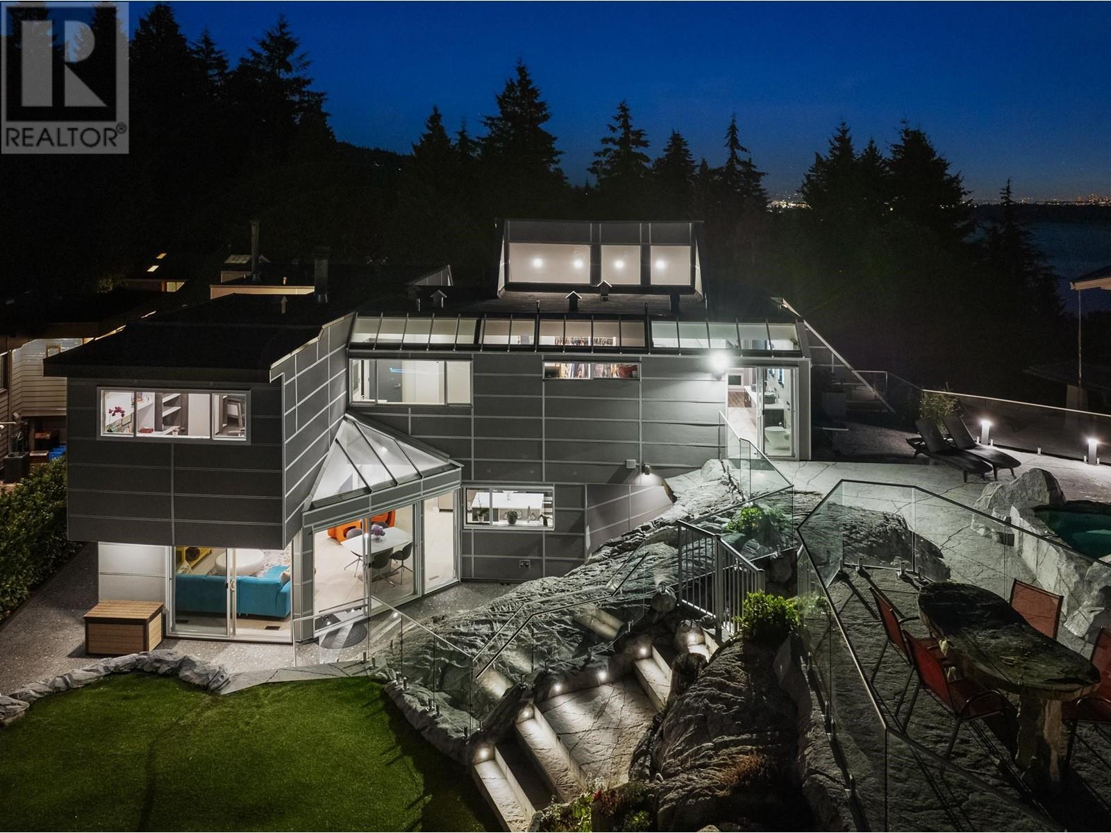 3722 Southridge Place, West Vancouver, British Columbia  V7V 3H8 - Photo 34 - R2967061