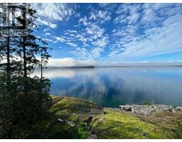 8323 REDROOFFS ROAD, Halfmoon Bay, British Columbia