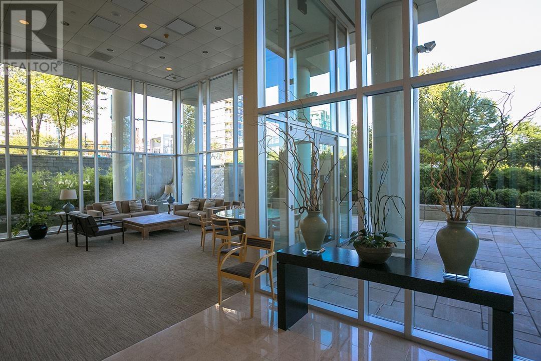 1002 1710 Bayshore Drive, Vancouver, British Columbia  V6G 3G4 - Photo 12 - R2967067