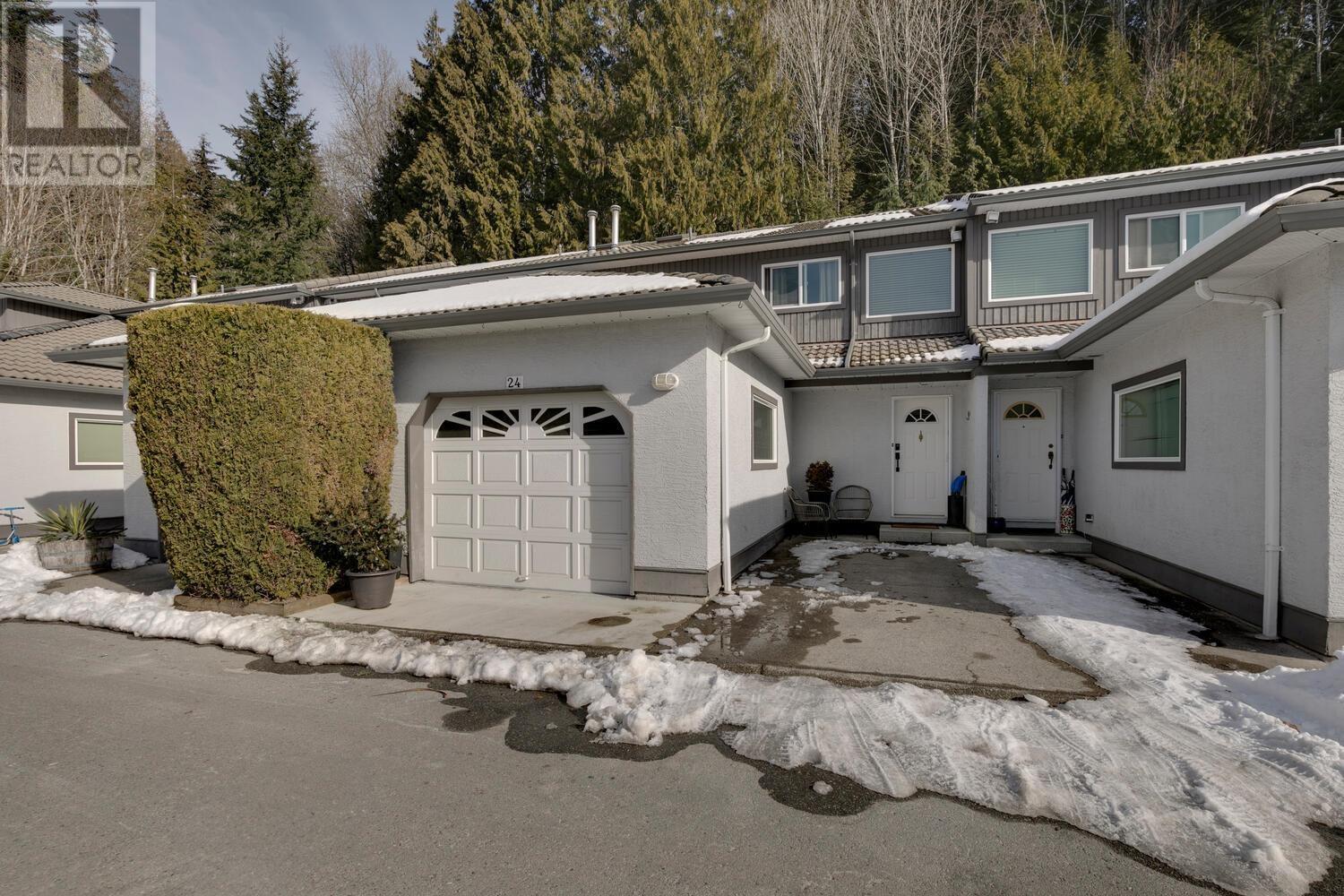 24 2401 MAMQUAM ROAD