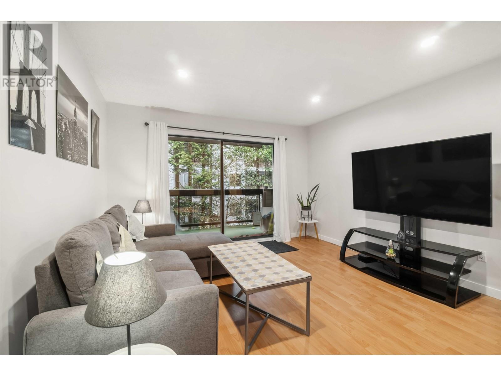 Property at 203 6105 KINGSWAY image 4