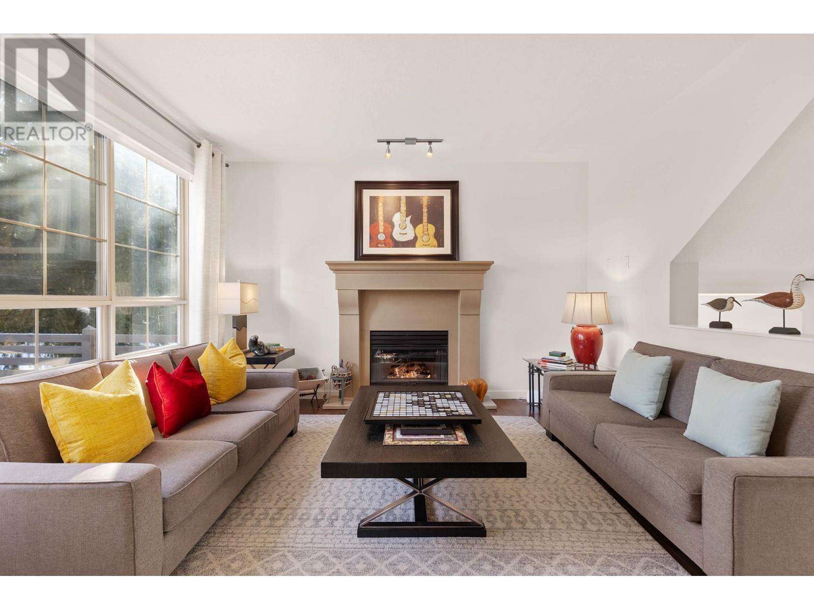 31 8030 NICKLAUS NORTH BOULEVARD