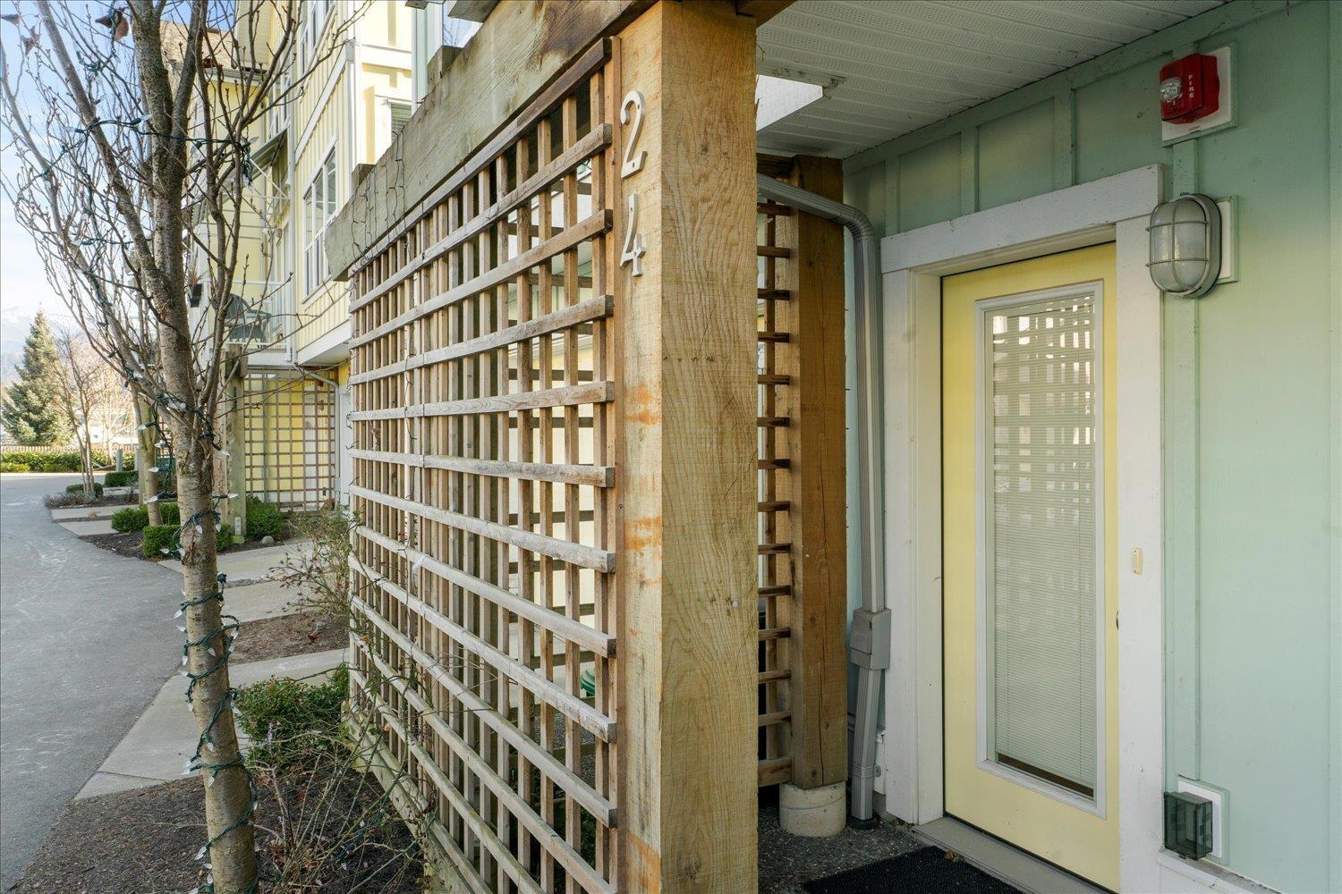 Property at 24 44849 ANGLERS BOULEVARD image 3