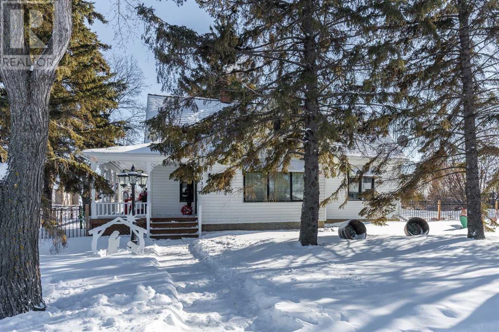 5037 52 Street, daysland, Alberta