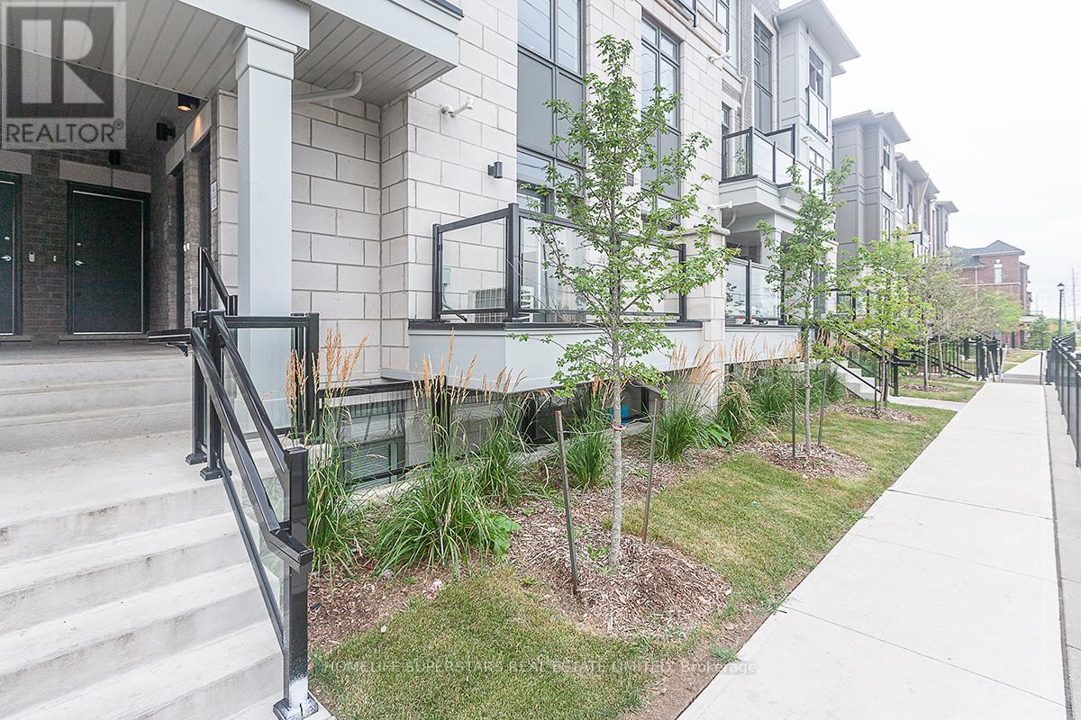 Property at 110 - 20 HALLIFORD PLACE E image 2