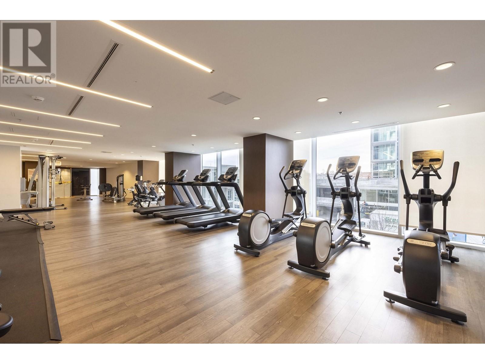 Listing Picture 23 of 28 : 2702 2311 BETA AVENUE, Burnaby / 本拿比 - 魯藝地產 Yvonne Lu Group - MLS Medallion Club Member