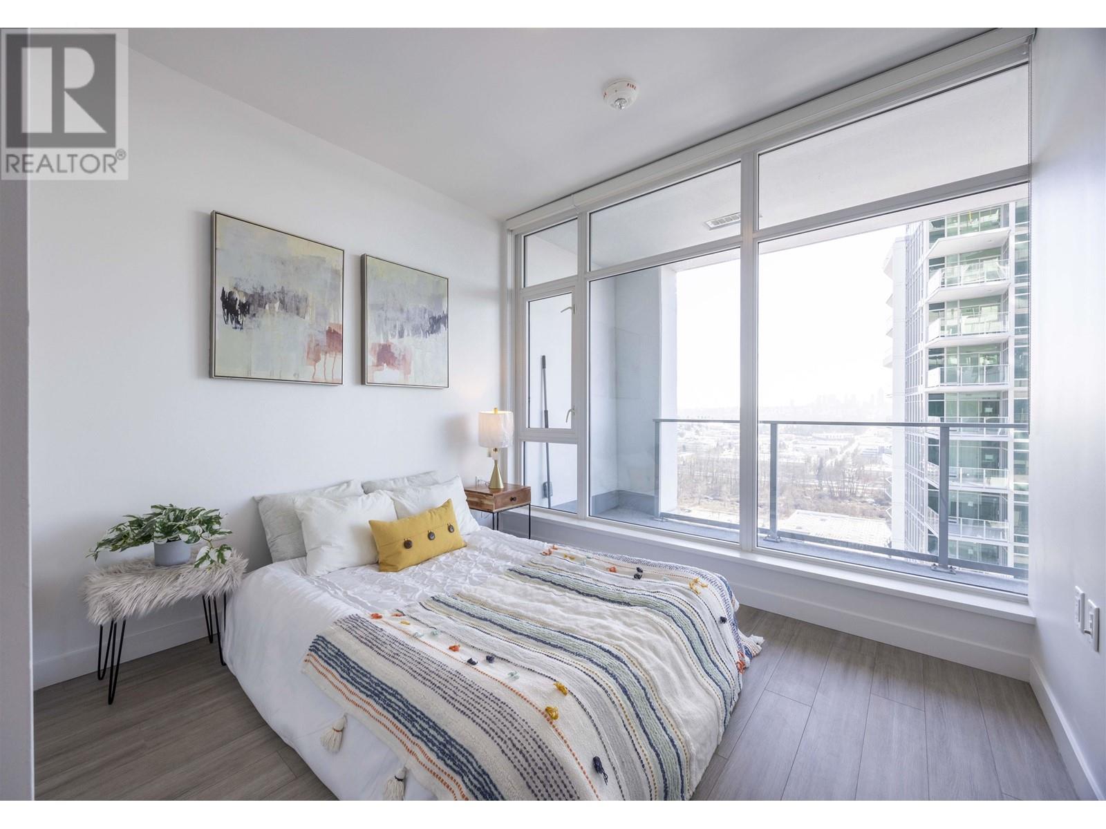 Listing Picture 16 of 28 : 2702 2311 BETA AVENUE, Burnaby / 本拿比 - 魯藝地產 Yvonne Lu Group - MLS Medallion Club Member