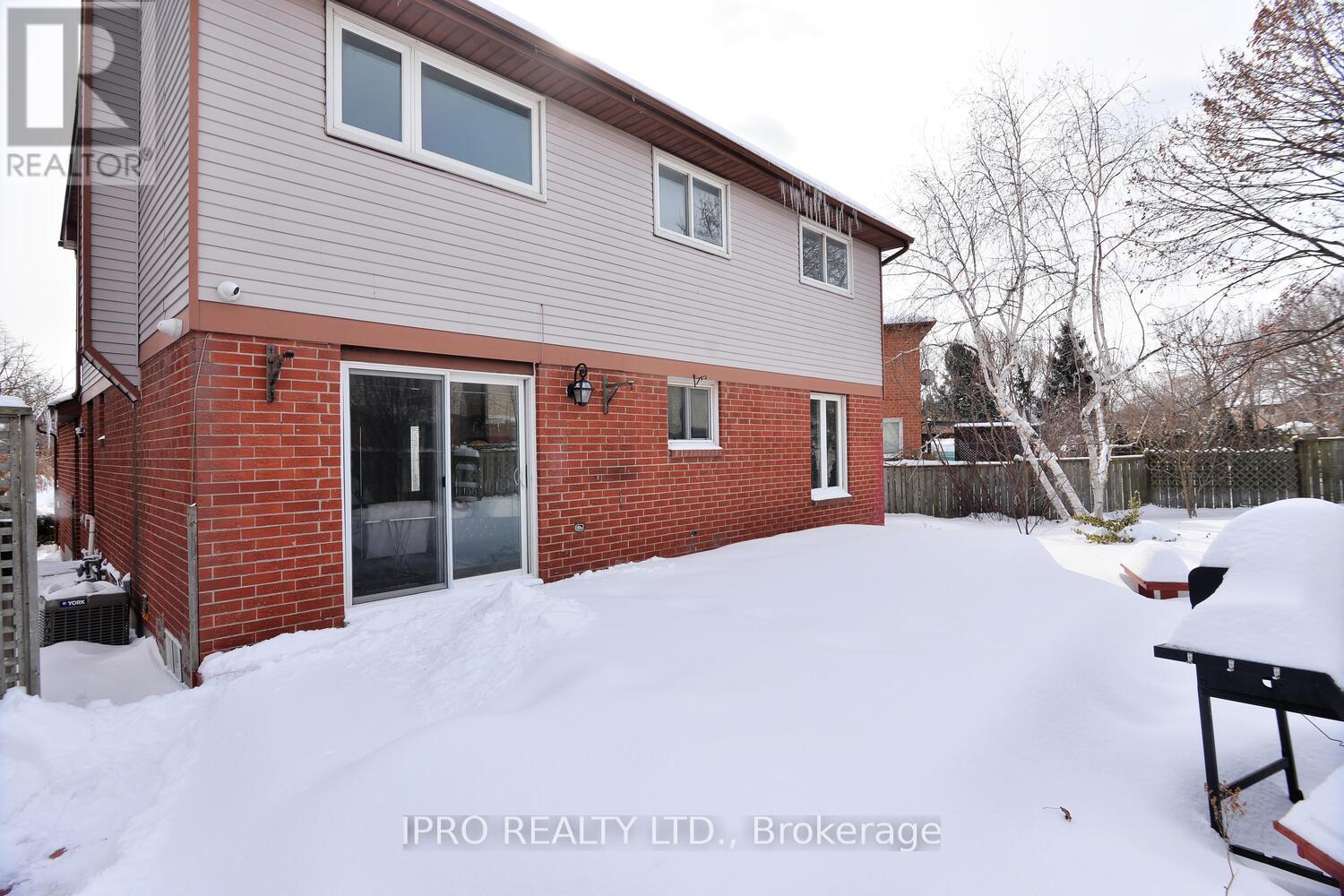 14 Paramount Place, Brampton, Ontario  L6Y 2T3 - Photo 48 - W11974204