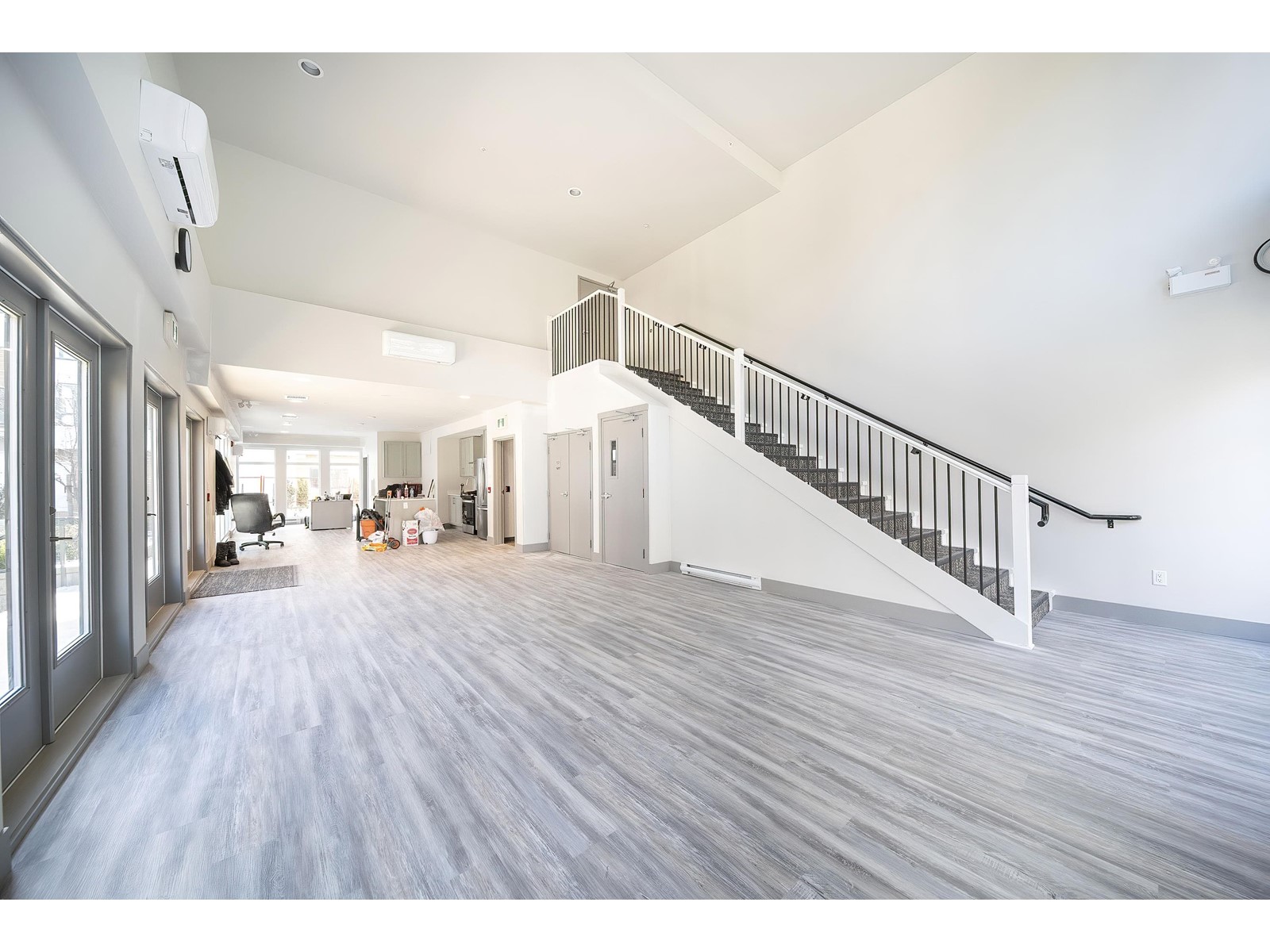 113 6338 King George Blvd, Surrey, British Columbia  V3X 1E9 - Photo 11 - R2964842