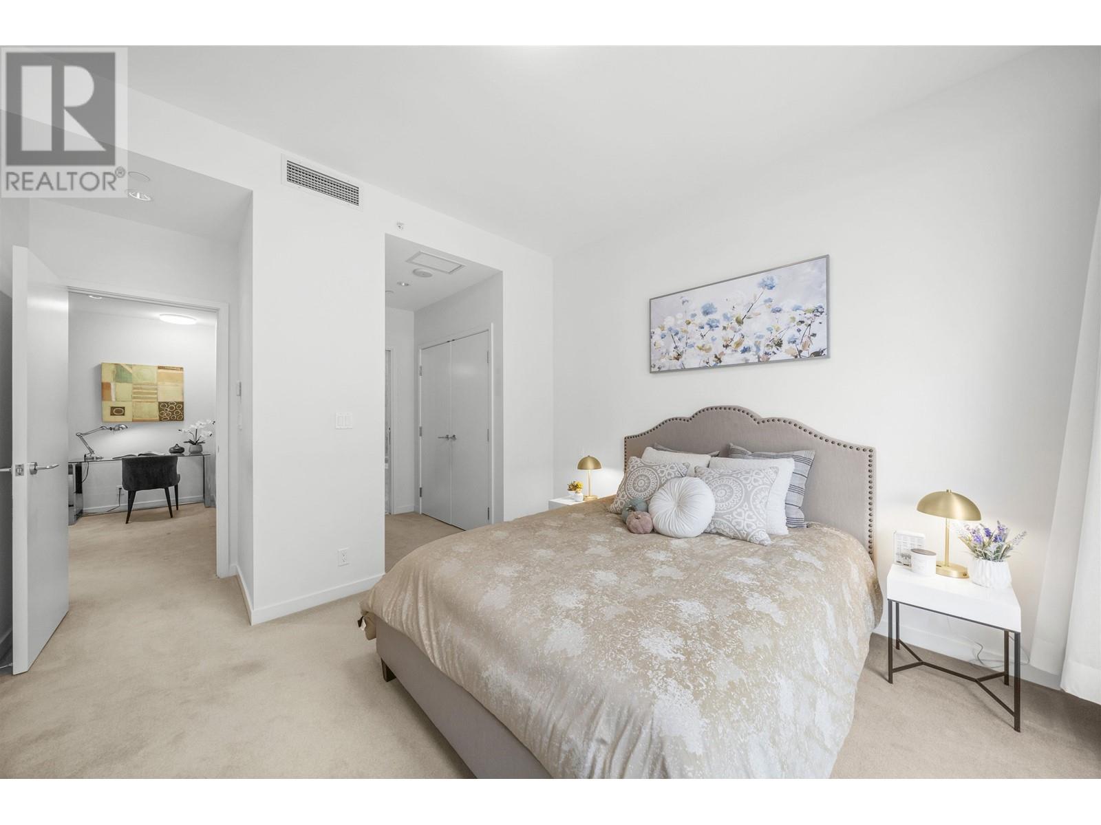 Listing Picture 10 of 27 : 304 5177 BRIGHOUSE WAY, Richmond / 烈治文 - 魯藝地產 Yvonne Lu Group - MLS Medallion Club Member