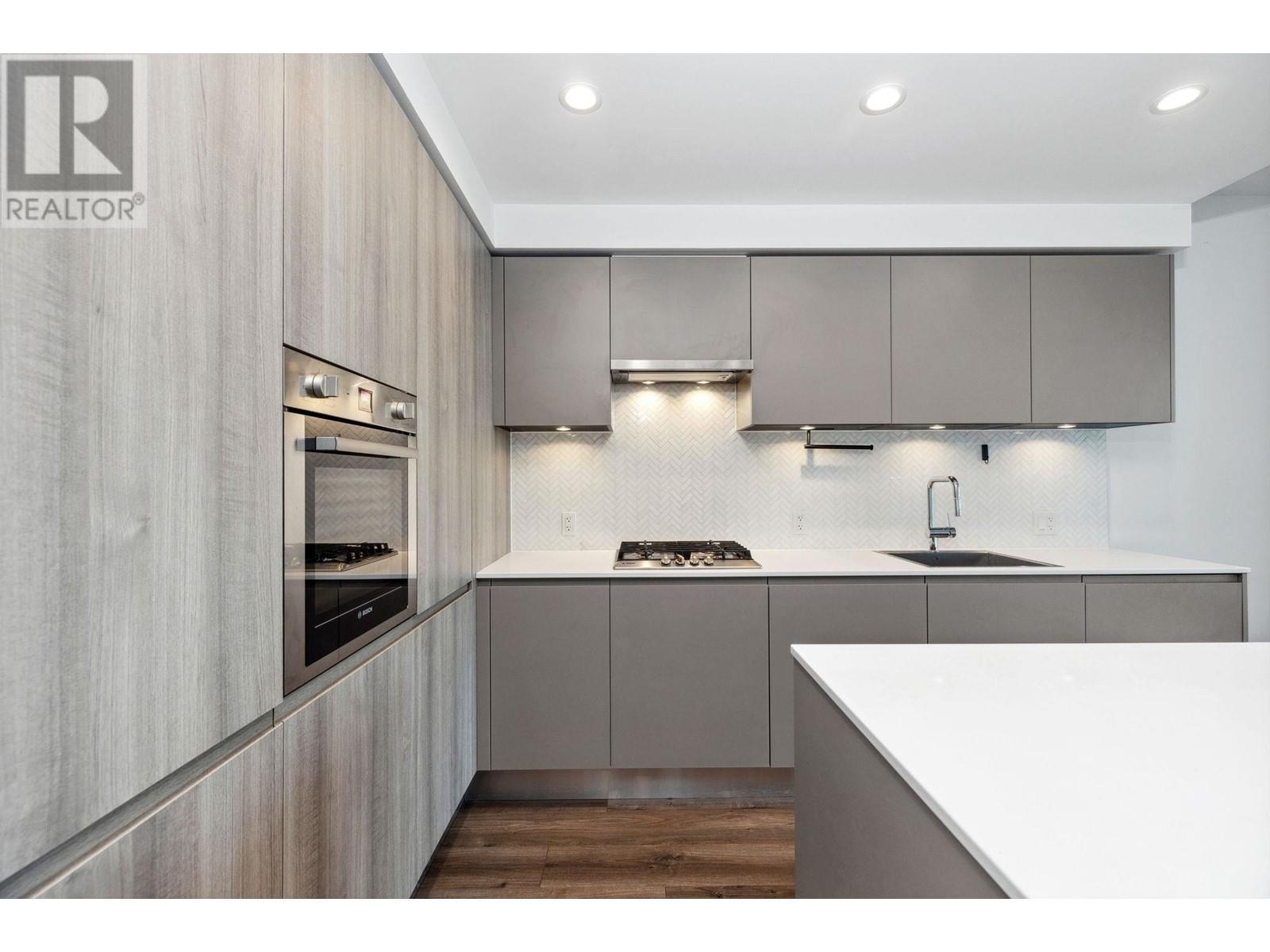 Listing Picture 4 of 21 : 2702 3809 EVERGREEN PLACE, Burnaby / 本拿比 - 魯藝地產 Yvonne Lu Group - MLS Medallion Club Member