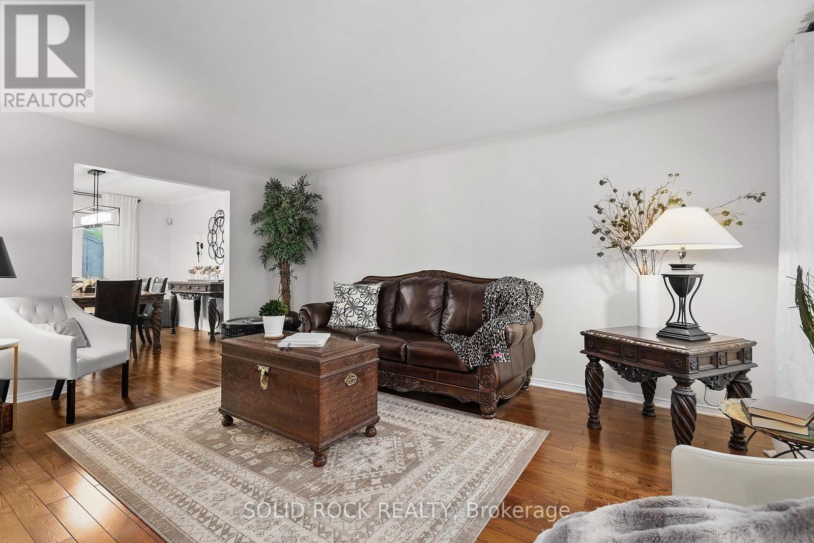 5723 KEMPLANE COURT Ottawa