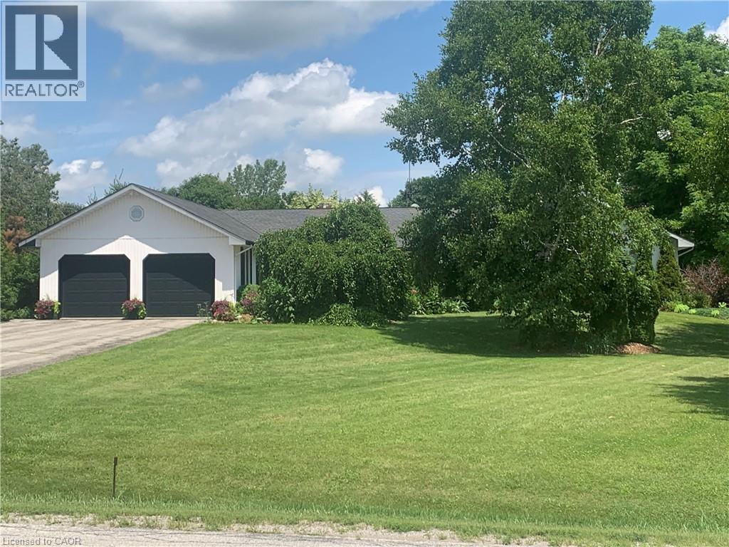 7385 Milburough Line