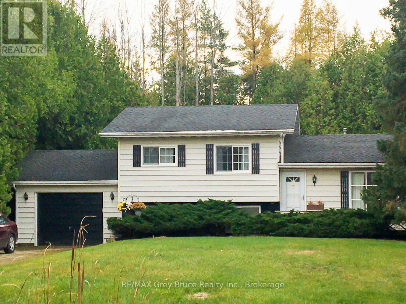 71 William Court, South Bruce Peninsula, Ontario  N0H 2T0 - Photo 36 - X11969632
