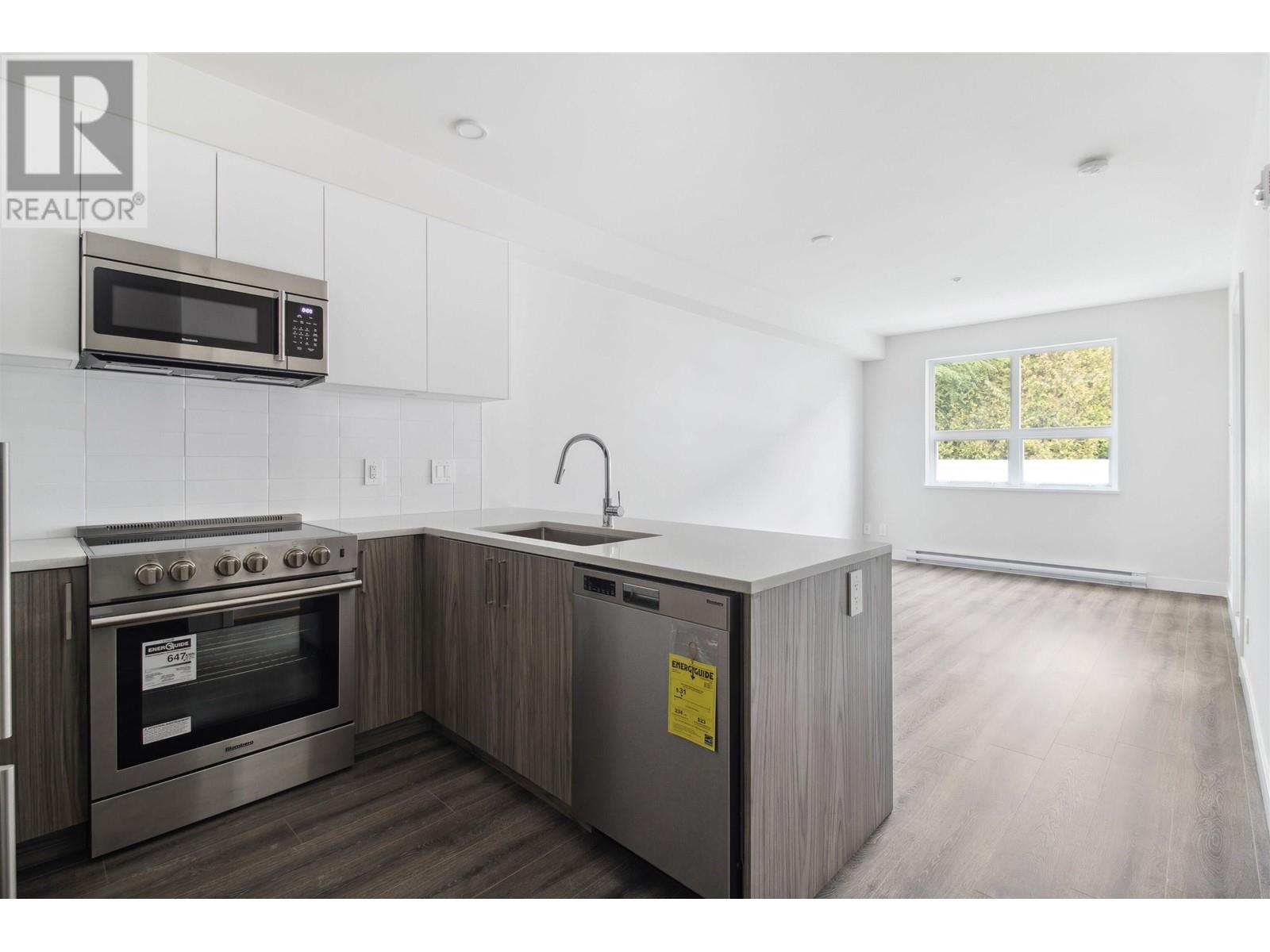 Listing Picture 7 of 19 : 309 5535 HASTINGS STREET, Burnaby / 本拿比 - 魯藝地產 Yvonne Lu Group - MLS Medallion Club Member