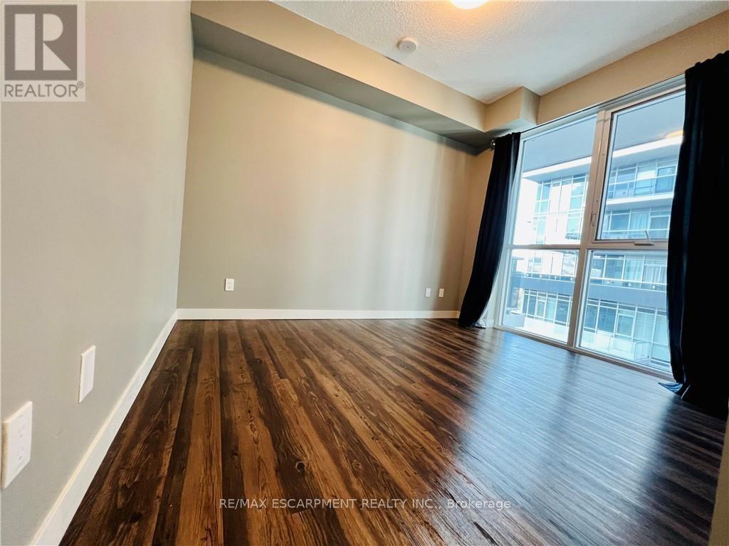 1803 - 2081 Fairview Street, Burlington, Ontario  L7R 2C8 - Photo 9 - W11974341