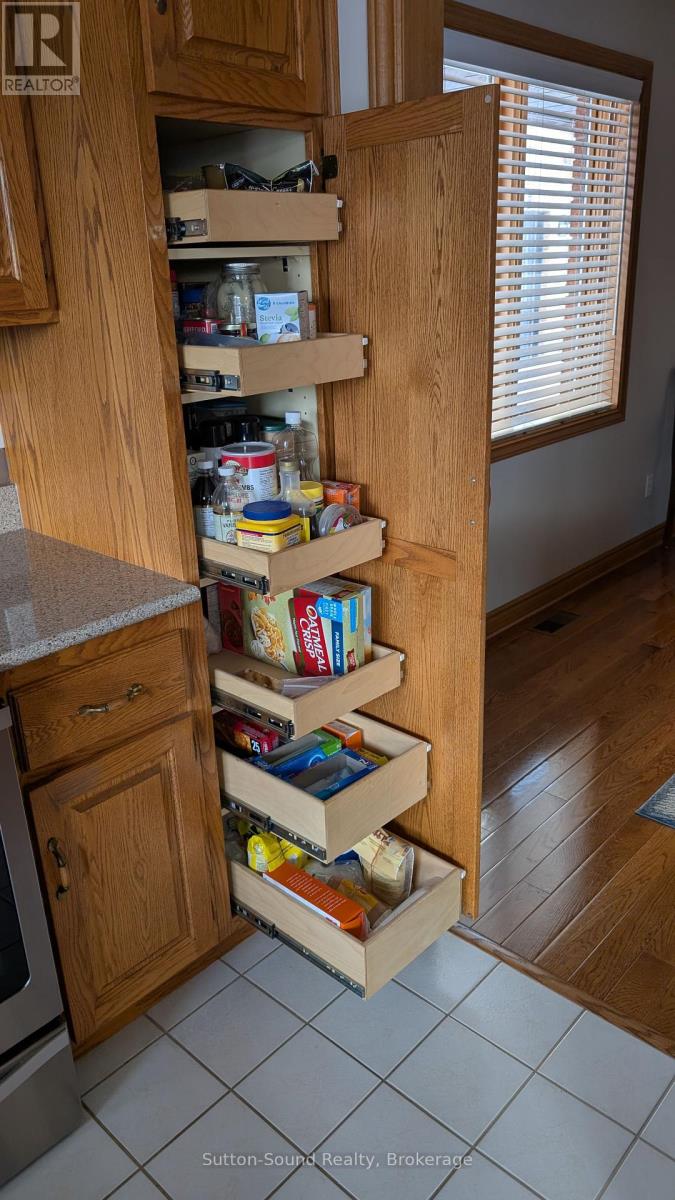 735 15th St. A West Street, Owen Sound, Ontario  N4K 6V7 - Photo 14 - X11974397