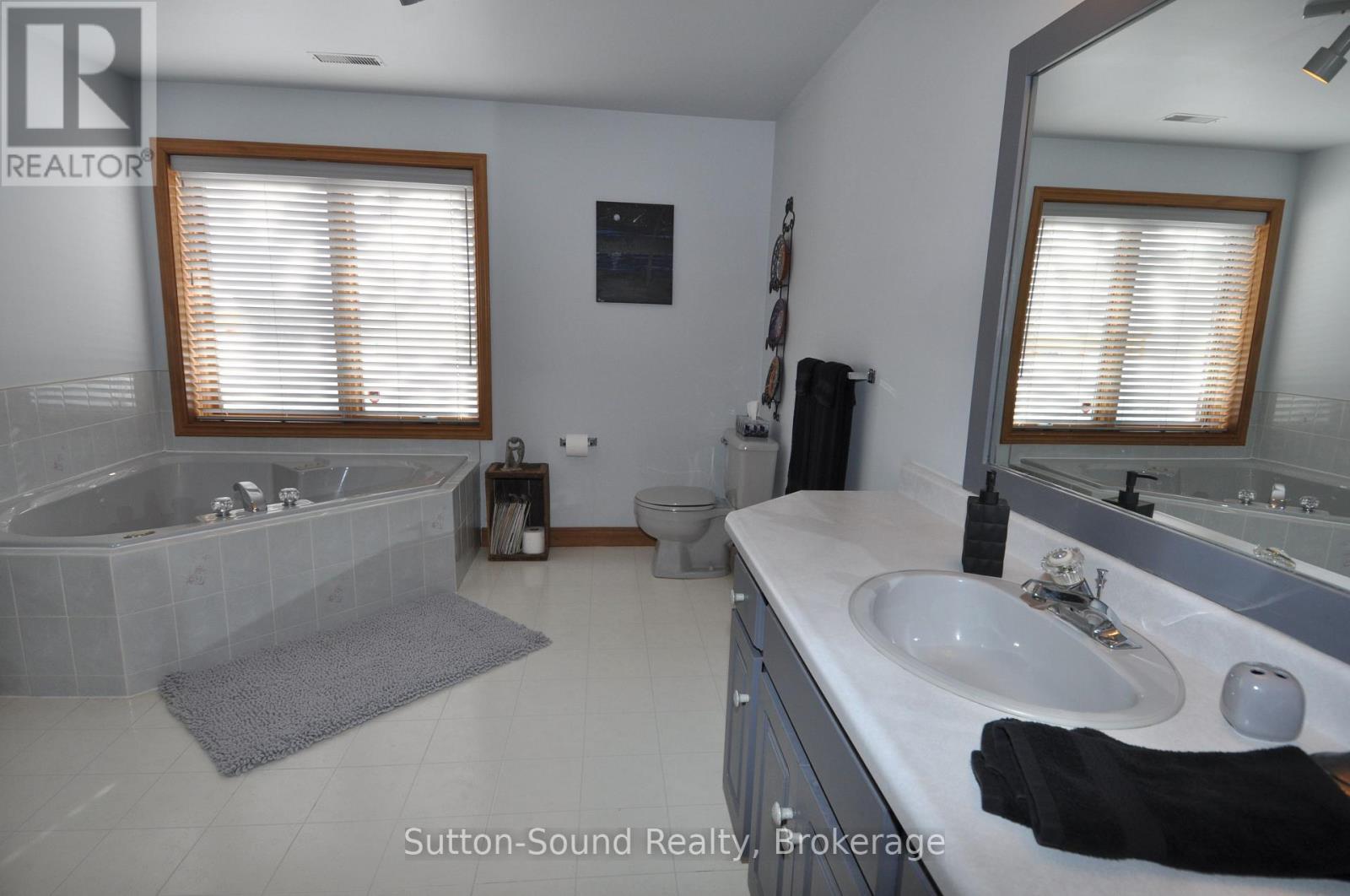 735 15th St. A West Street, Owen Sound, Ontario  N4K 6V7 - Photo 33 - X11974397