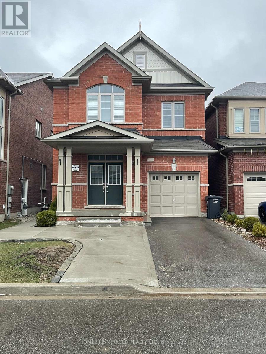 9 HUMBERSTONE CRESCENT, Brampton, Ontario