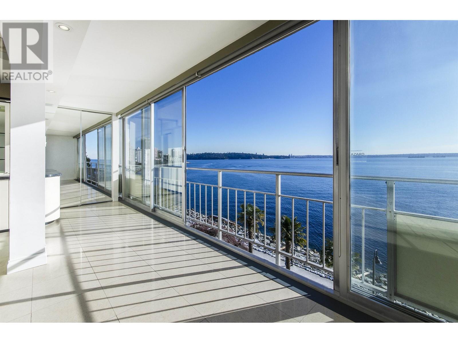 407 150 24th Street, West Vancouver, British Columbia  V7V 4G8 - Photo 1 - R2966958