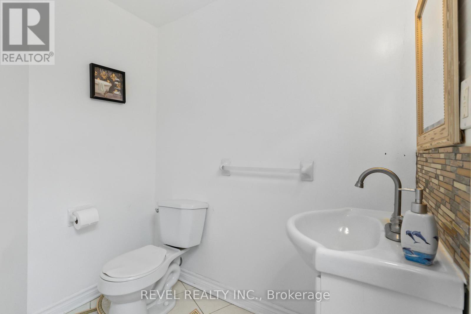 Upper - 120 Hunter Street, Whitby, Ontario  L1N 2H1 - Photo 28 - E11974465