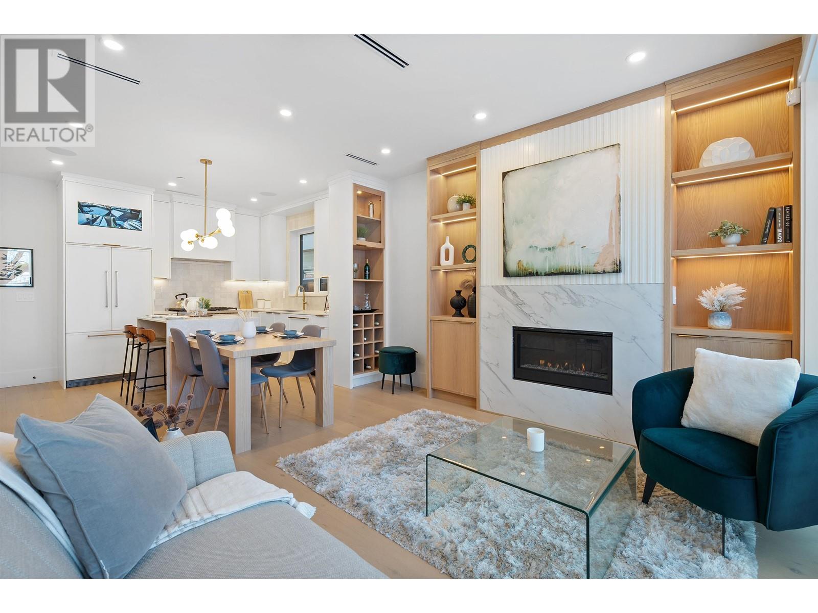 Listing Picture 3 of 40 : 1 4769 COMMERCIAL STREET, Vancouver / 溫哥華 - 魯藝地產 Yvonne Lu Group - MLS Medallion Club Member