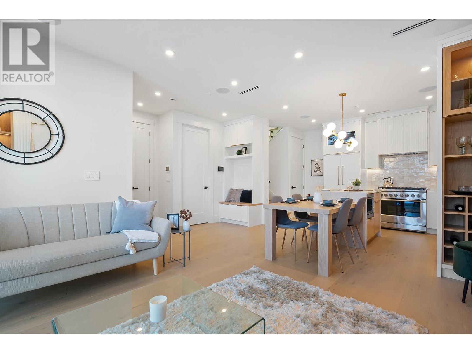 Listing Picture 20 of 40 : 1 4769 COMMERCIAL STREET, Vancouver / 溫哥華 - 魯藝地產 Yvonne Lu Group - MLS Medallion Club Member