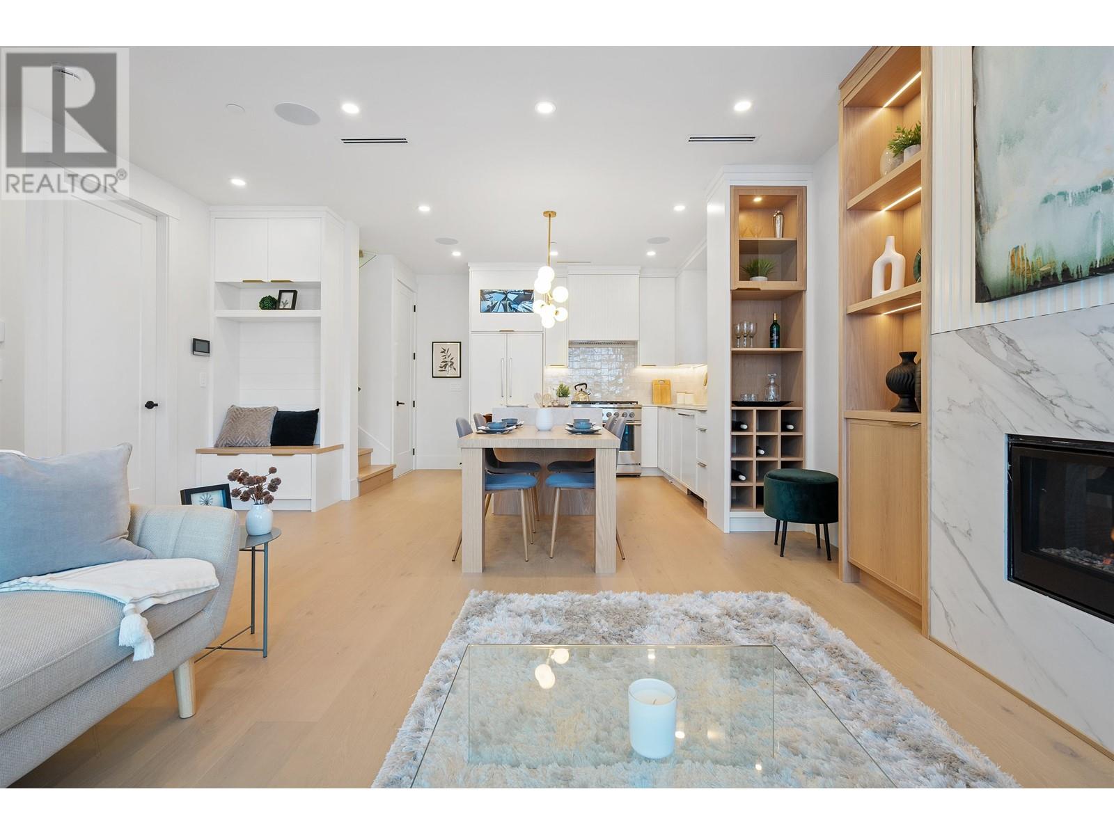 Listing Picture 21 of 40 : 1 4769 COMMERCIAL STREET, Vancouver / 溫哥華 - 魯藝地產 Yvonne Lu Group - MLS Medallion Club Member