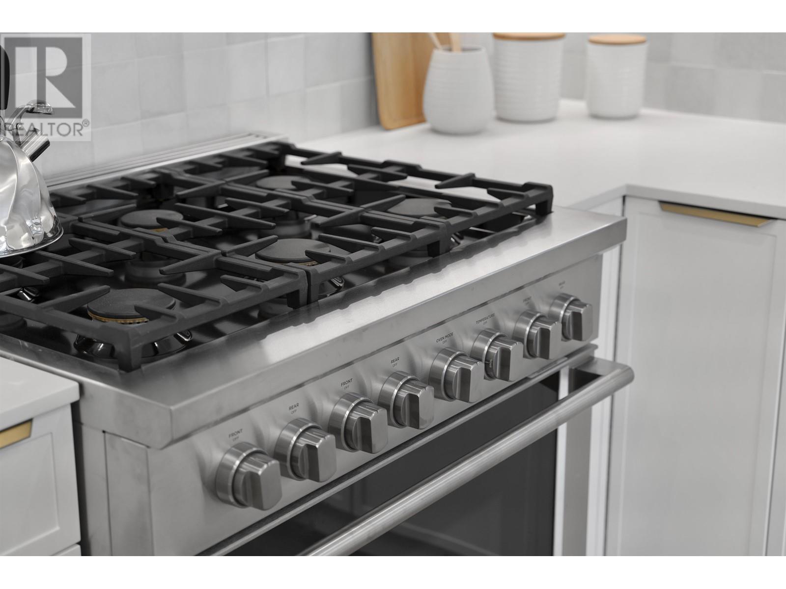 Listing Picture 11 of 40 : 1 4769 COMMERCIAL STREET, Vancouver / 溫哥華 - 魯藝地產 Yvonne Lu Group - MLS Medallion Club Member