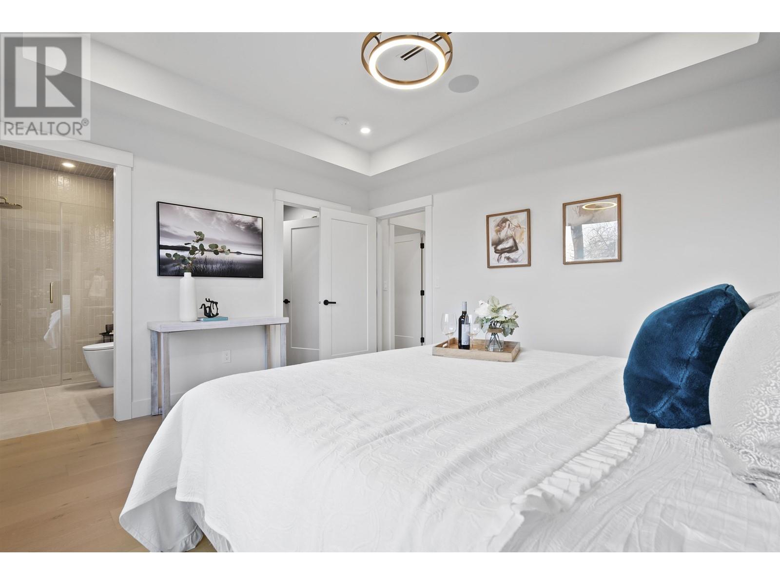 Listing Picture 26 of 40 : 1 4769 COMMERCIAL STREET, Vancouver / 溫哥華 - 魯藝地產 Yvonne Lu Group - MLS Medallion Club Member