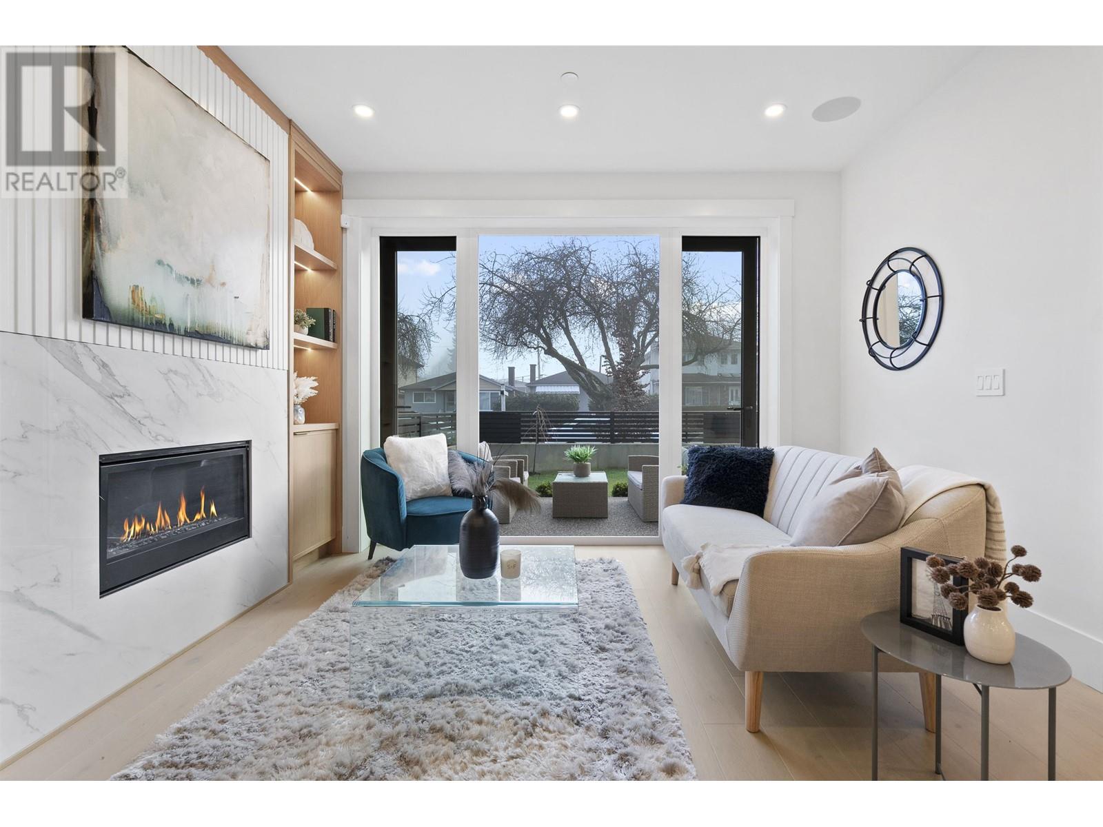 Listing Picture 17 of 40 : 1 4769 COMMERCIAL STREET, Vancouver / 溫哥華 - 魯藝地產 Yvonne Lu Group - MLS Medallion Club Member