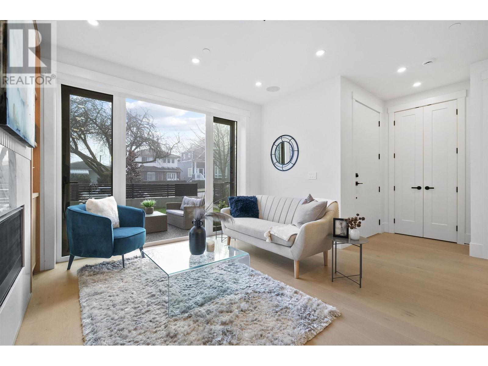 Listing Picture 16 of 40 : 1 4769 COMMERCIAL STREET, Vancouver / 溫哥華 - 魯藝地產 Yvonne Lu Group - MLS Medallion Club Member