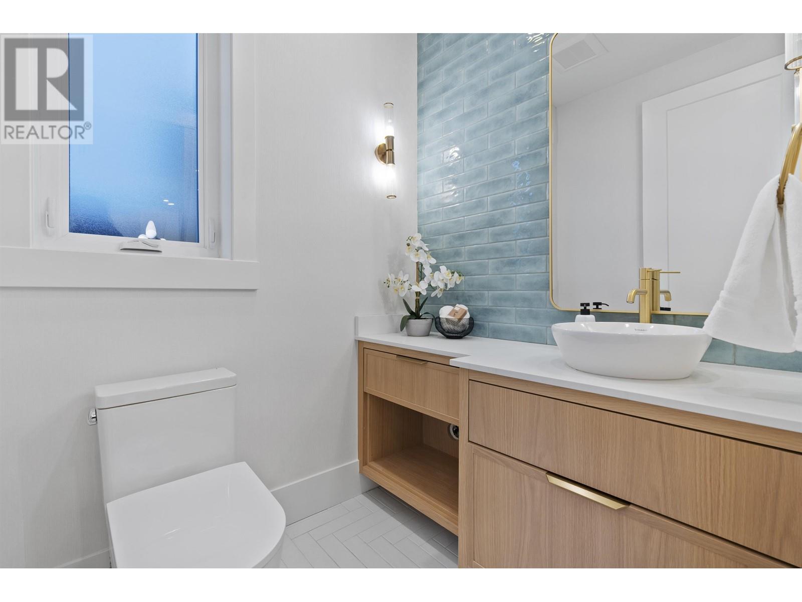 Listing Picture 23 of 40 : 1 4769 COMMERCIAL STREET, Vancouver / 溫哥華 - 魯藝地產 Yvonne Lu Group - MLS Medallion Club Member