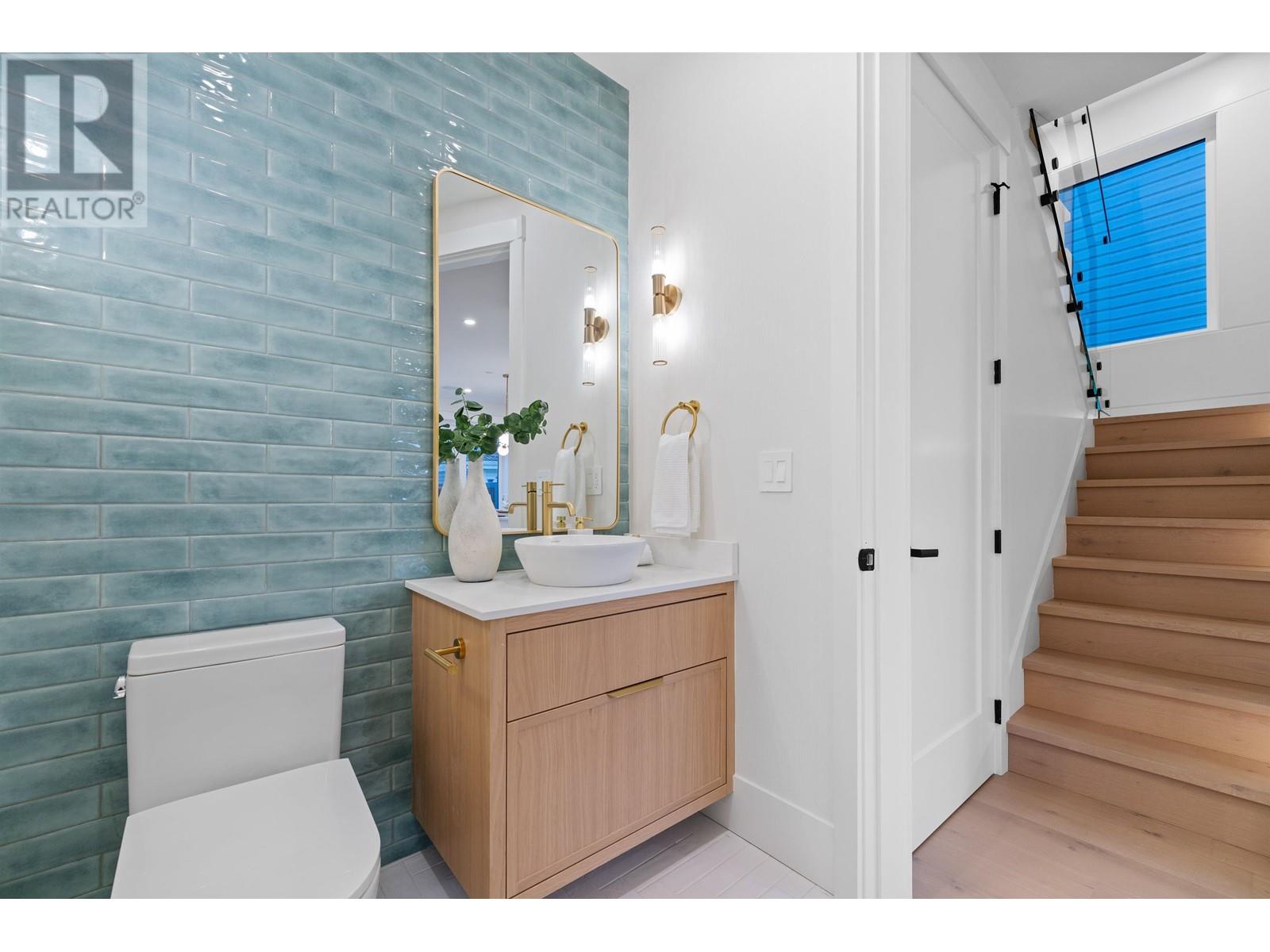 Listing Picture 20 of 40 : 2 4769 COMMERCIAL STREET, Vancouver / 溫哥華 - 魯藝地產 Yvonne Lu Group - MLS Medallion Club Member