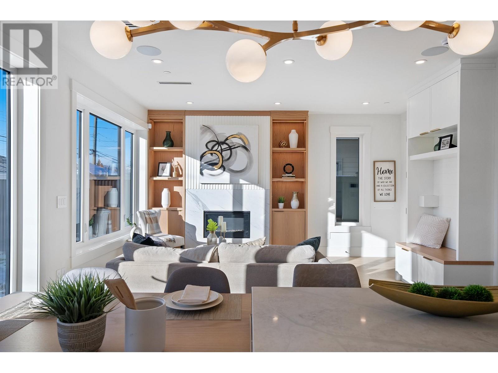 Listing Picture 12 of 40 : 2 4769 COMMERCIAL STREET, Vancouver / 溫哥華 - 魯藝地產 Yvonne Lu Group - MLS Medallion Club Member