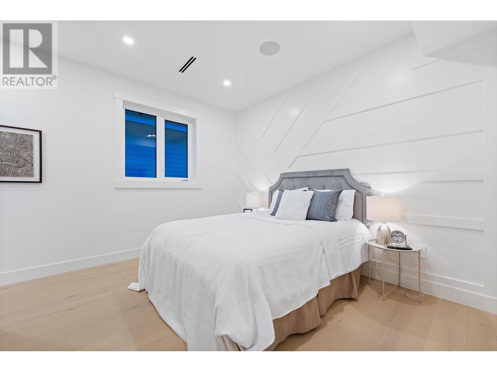 Listing Picture 30 of 40 : 2 4769 COMMERCIAL STREET, Vancouver / 溫哥華 - 魯藝地產 Yvonne Lu Group - MLS Medallion Club Member