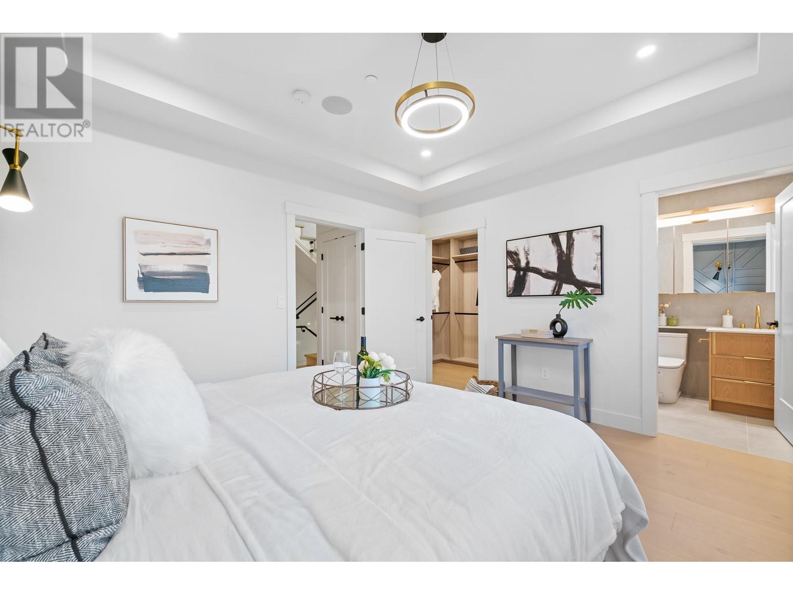 Listing Picture 27 of 40 : 2 4769 COMMERCIAL STREET, Vancouver / 溫哥華 - 魯藝地產 Yvonne Lu Group - MLS Medallion Club Member