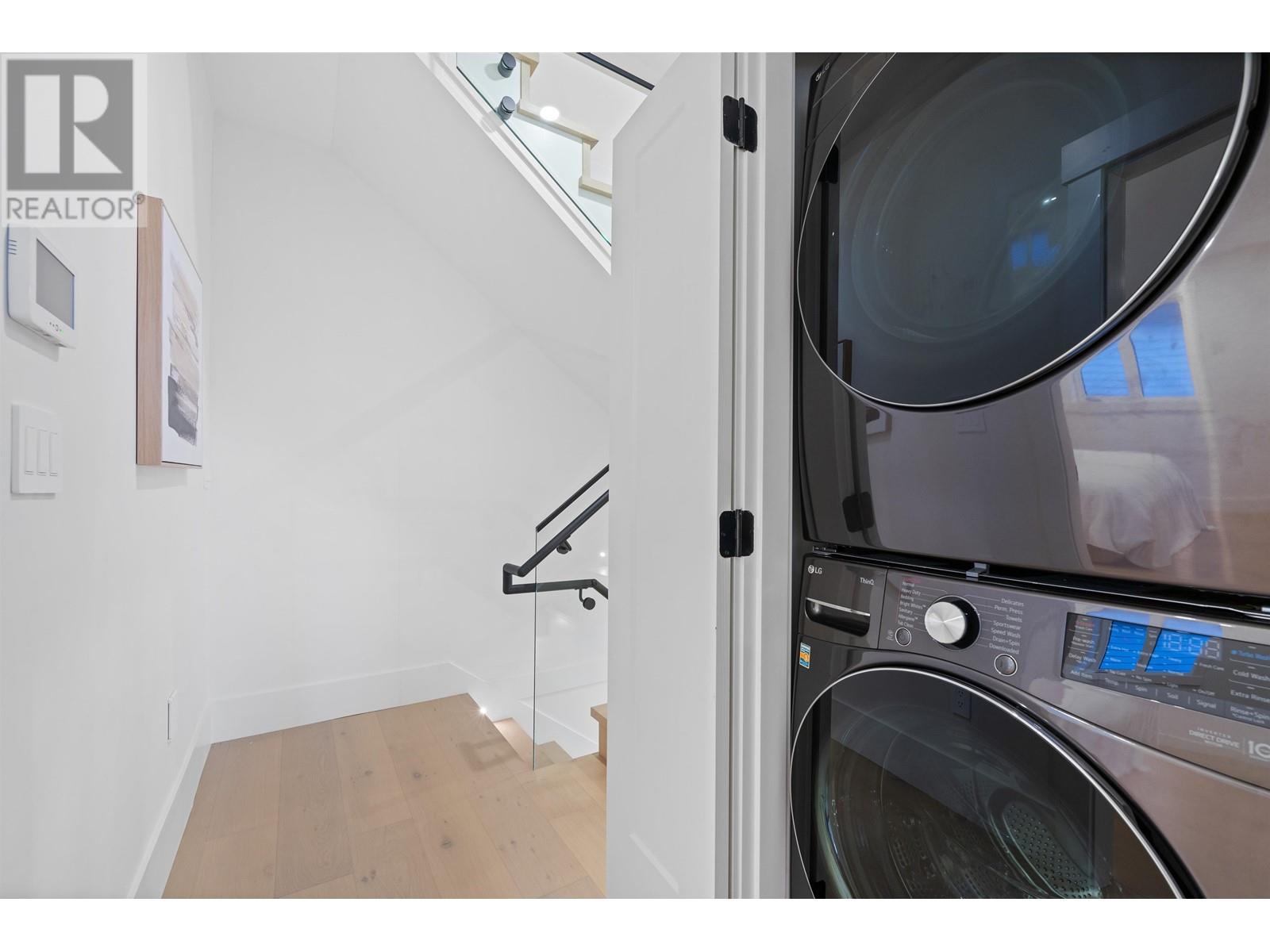 Listing Picture 36 of 40 : 2 4769 COMMERCIAL STREET, Vancouver / 溫哥華 - 魯藝地產 Yvonne Lu Group - MLS Medallion Club Member