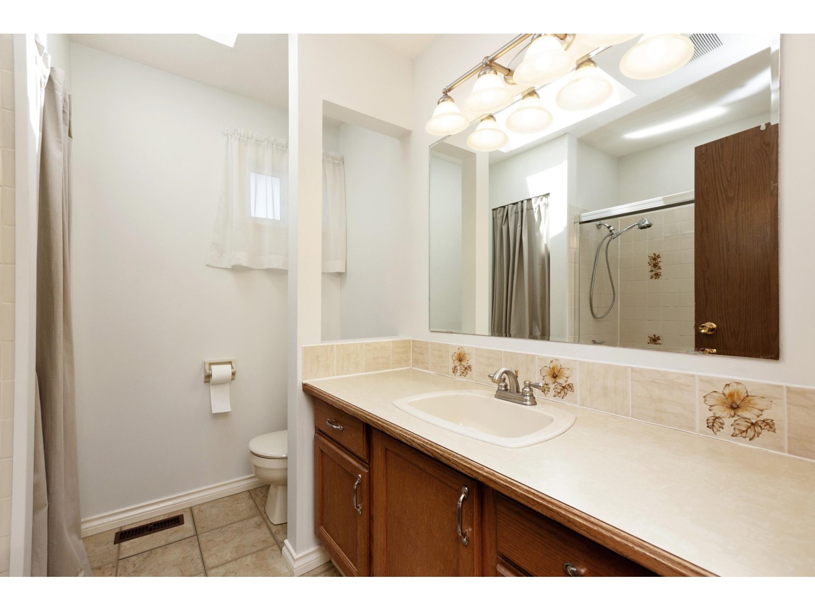 18827 57 Avenue, Surrey, British Columbia  V3S 7M4 - Photo 23 - R2966890