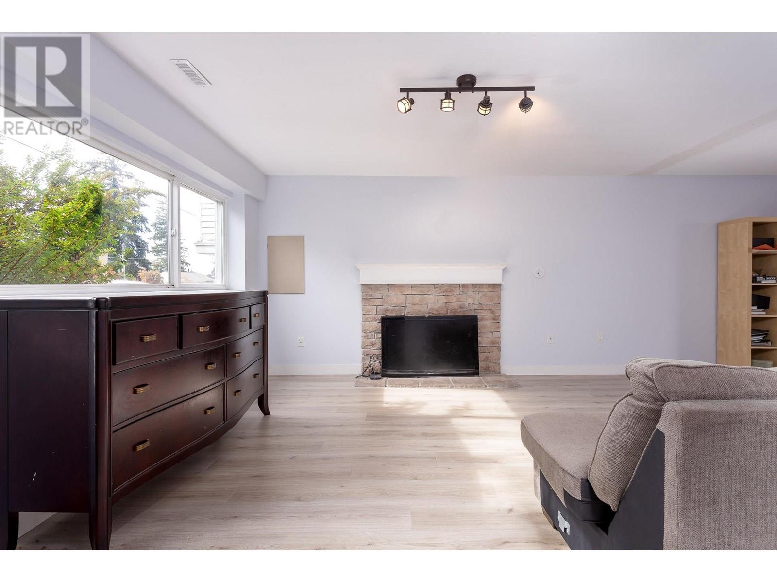 1415 Cornell Avenue, Coquitlam, British Columbia  V3J 2Z8 - Photo 27 - R2954554