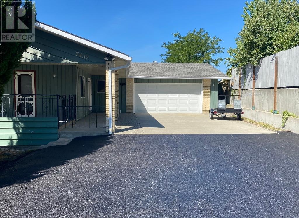 7437 VALLEY HEIGHTS Drive, Grand Forks, British Columbia