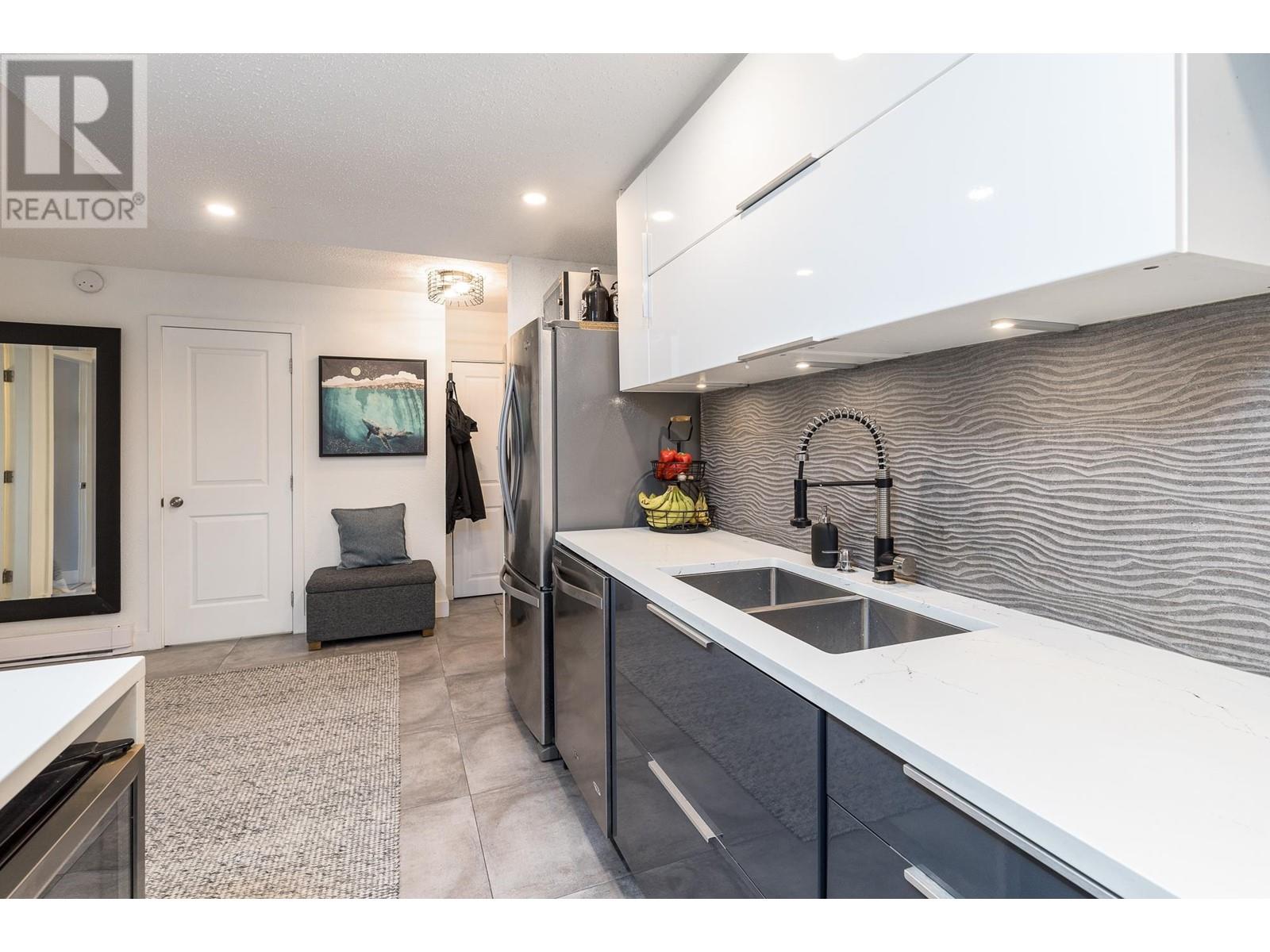 201 756 Great Northern Way, Vancouver, British Columbia  V5T 1E4 - Photo 11 - R2962469