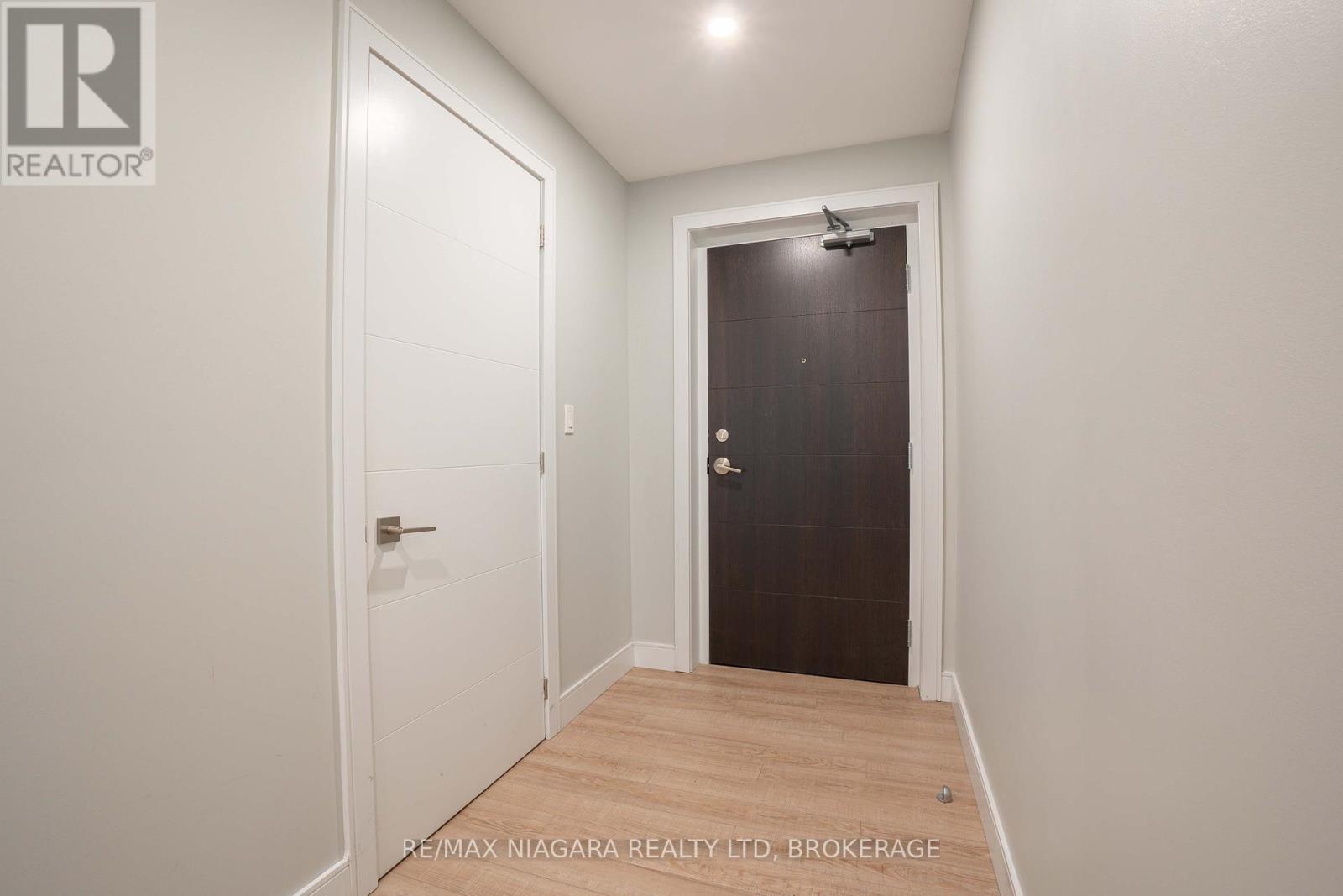 409 - 300g Fourth Avenue, St. Catharines, Ontario  L2R 6P9 - Photo 6 - X11974549