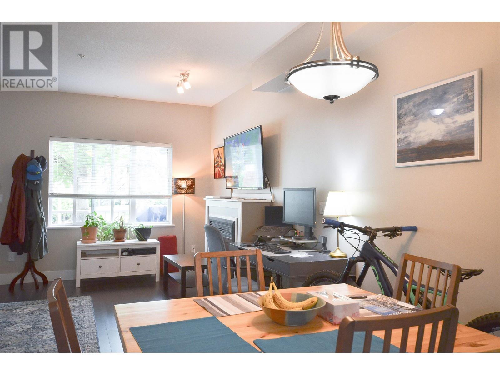 Listing Picture 8 of 18 : 219 368 ELLESMERE AVENUE, Burnaby / 本拿比 - 魯藝地產 Yvonne Lu Group - MLS Medallion Club Member