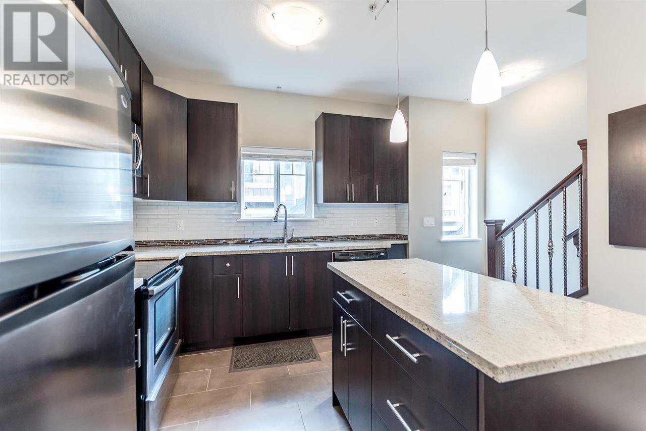 Listing Picture 6 of 18 : 219 368 ELLESMERE AVENUE, Burnaby / 本拿比 - 魯藝地產 Yvonne Lu Group - MLS Medallion Club Member