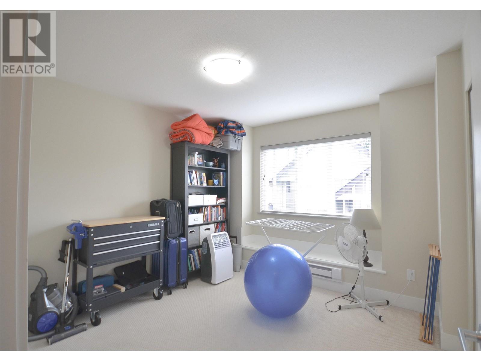 Listing Picture 13 of 18 : 219 368 ELLESMERE AVENUE, Burnaby / 本拿比 - 魯藝地產 Yvonne Lu Group - MLS Medallion Club Member