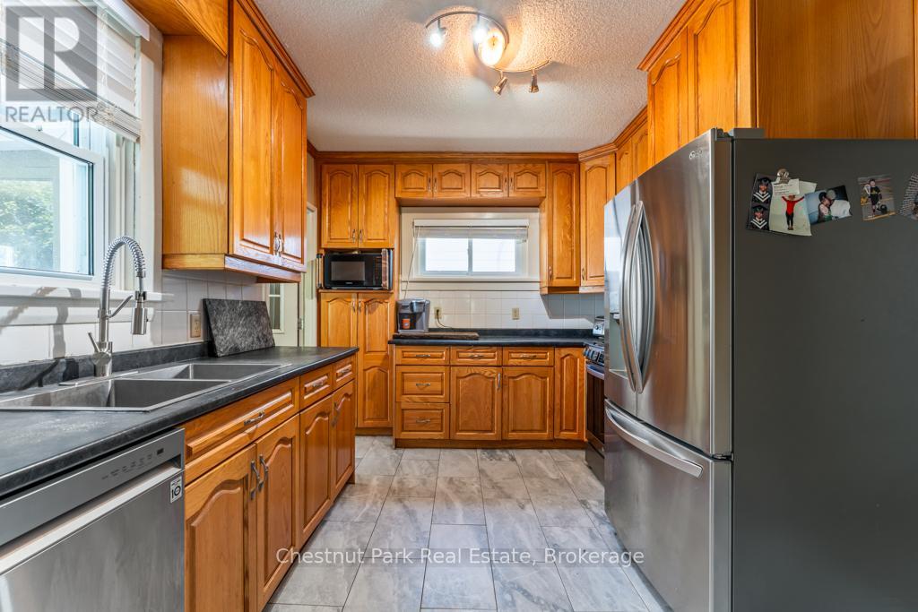 16 Lorne Street S, Huntsville, Ontario  P1H 1W1 - Photo 12 - X11974589