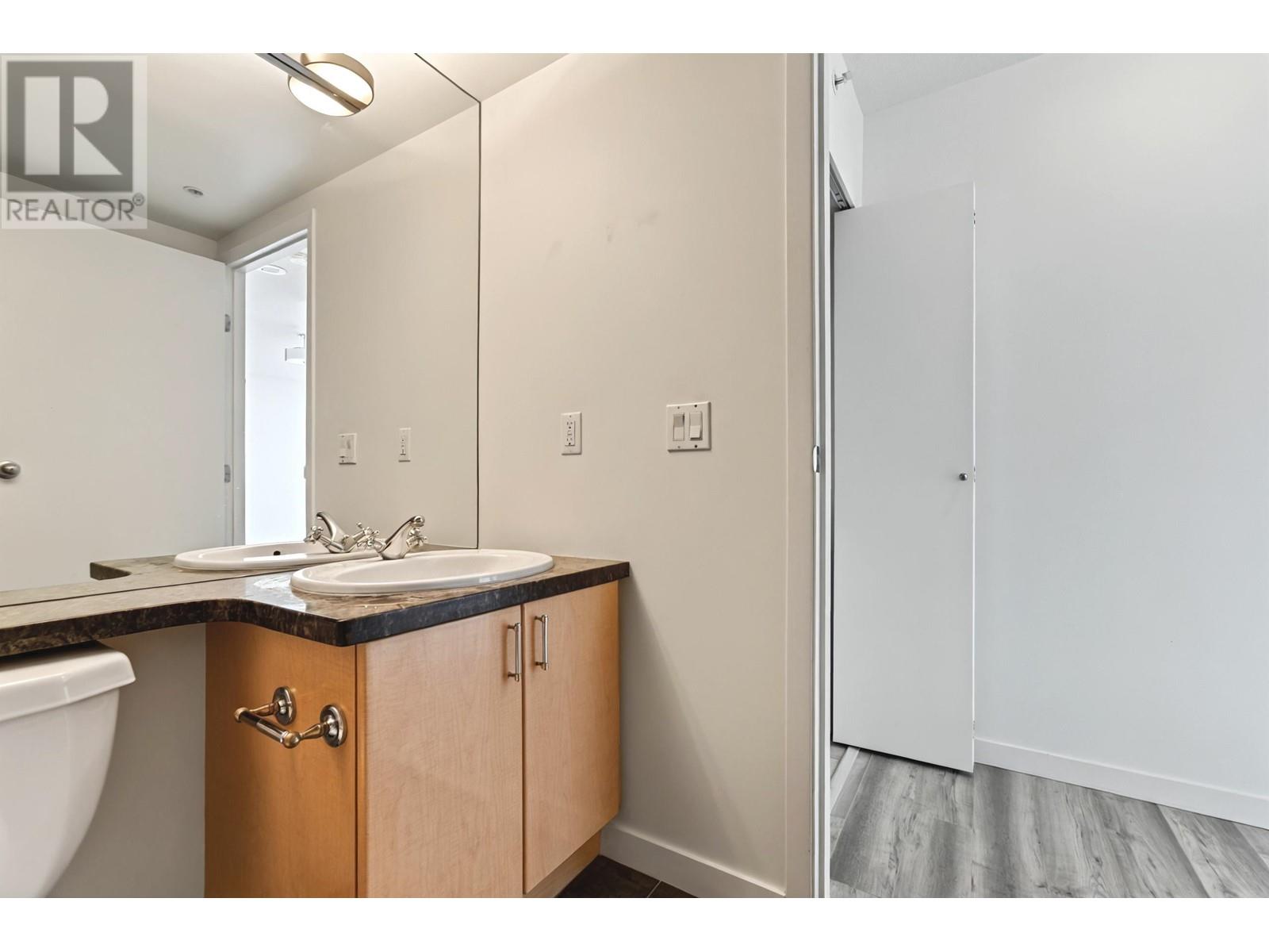 1005 193 Aquarius Mews, Vancouver, British Columbia  V6Z 2Z2 - Photo 30 - R2967158