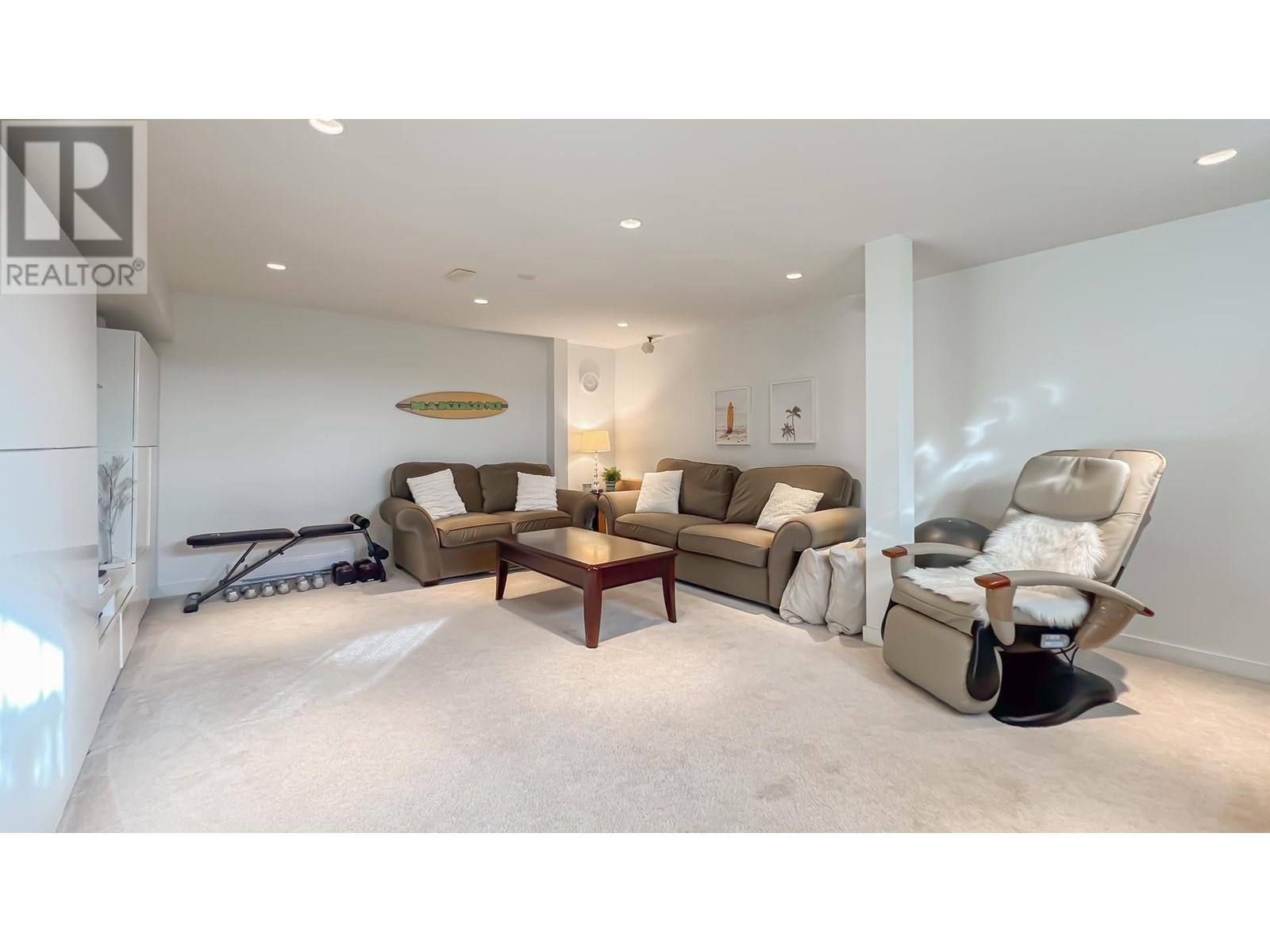 Listing Picture 27 of 37 : 6 13400 PRINCESS STREET, Richmond / 烈治文 - 魯藝地產 Yvonne Lu Group - MLS Medallion Club Member